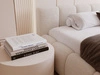 Polsterbett ohne Bettkasten mit Lattenrost 200x200 Cloud Low aus Bouclé-Stoff Beige